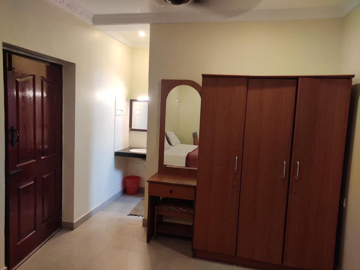 Hotel Supreme Rāmeswaram Extérieur photo