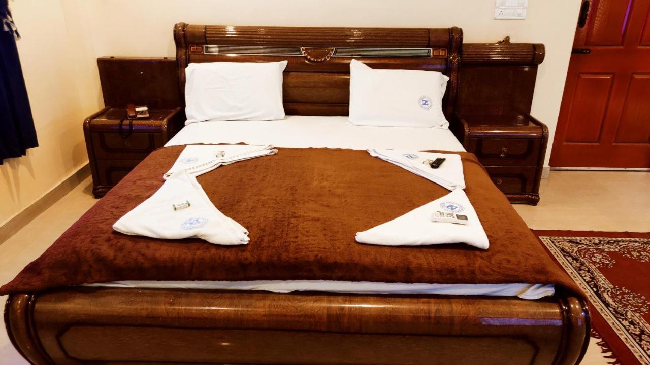 Hotel Supreme Rāmeswaram Extérieur photo
