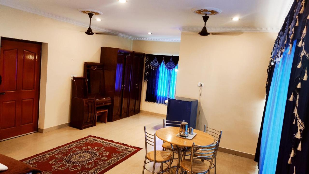 Hotel Supreme Rāmeswaram Extérieur photo
